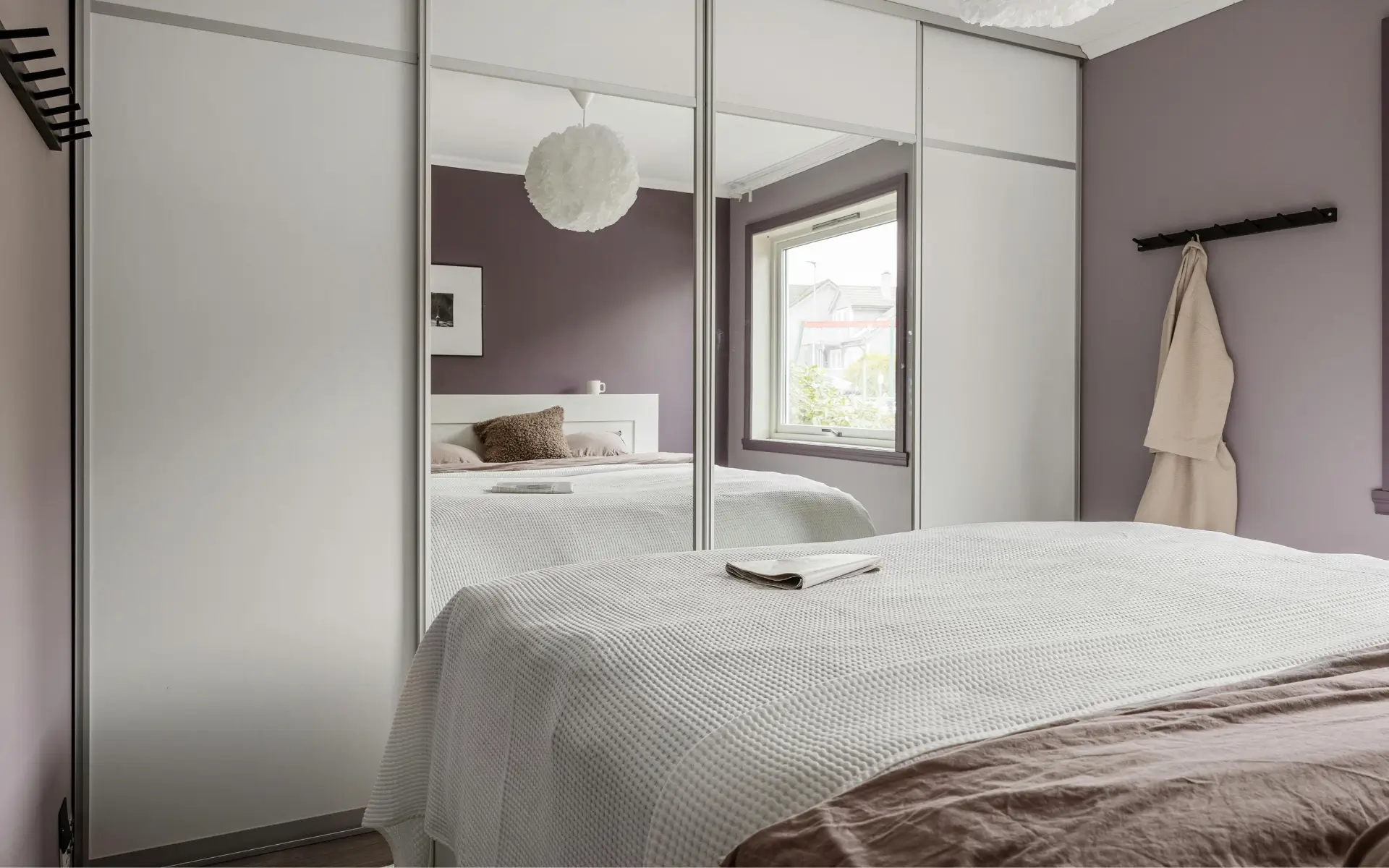 szafa na wymiar w kolorze białym